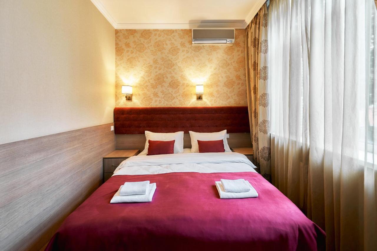 Hotel Classic Kiev Bagian luar foto