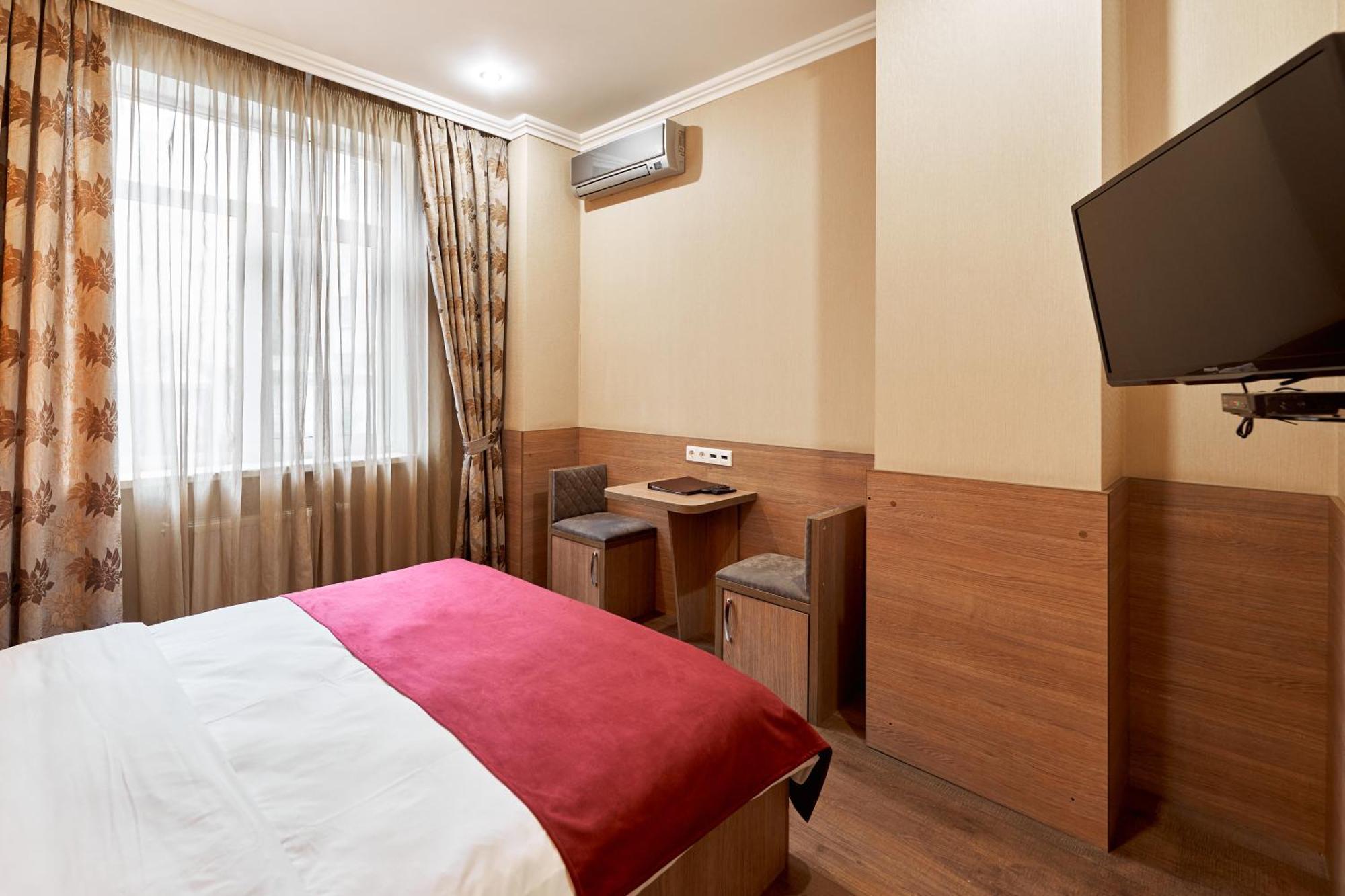 Hotel Classic Kiev Bagian luar foto